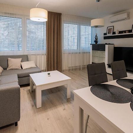 Апартаменты Skau Dunajska 58A Apt3 Братислава Экстерьер фото