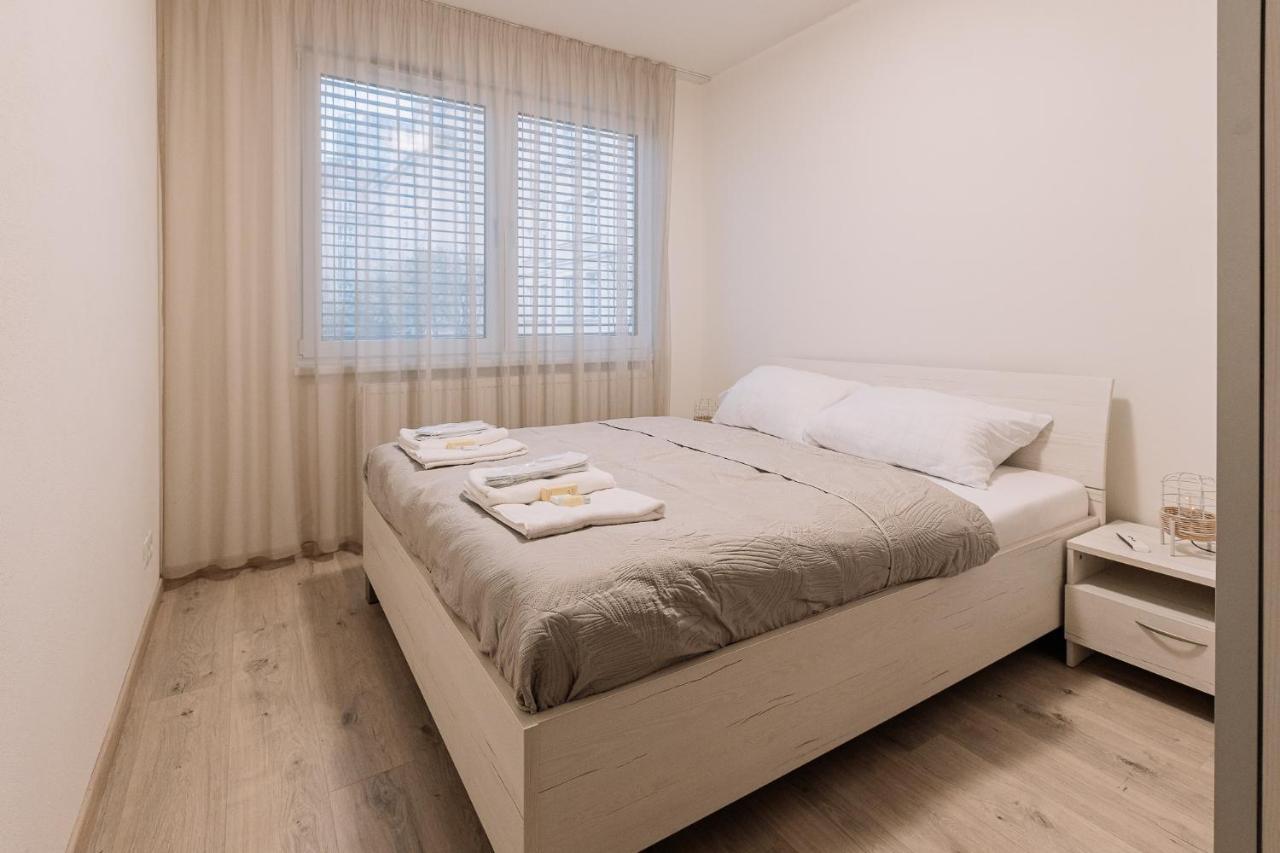 Апартаменты Skau Dunajska 58A Apt3 Братислава Экстерьер фото